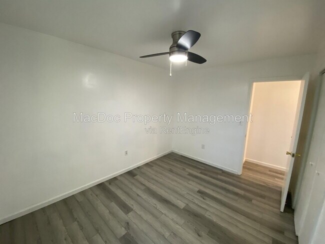 Building Photo - 810 Sledgehammer Dr