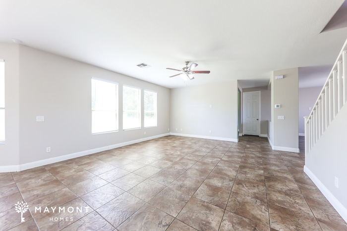 Building Photo - 14933 W Columbine Dr