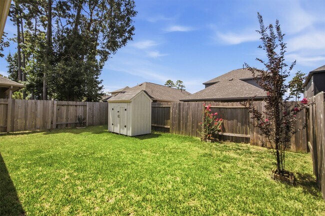 Building Photo - 40330 Bay Warbler Wy