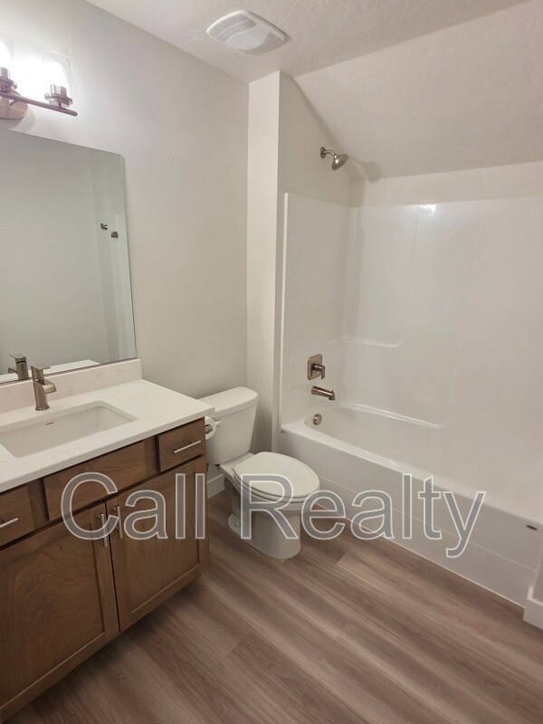 Building Photo - 8117 N Austin Rd