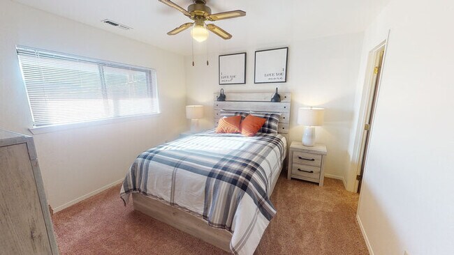 Building Photo - 986 Red Cloud Ct