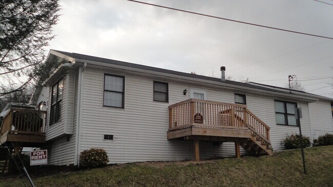 Building Photo - 1223 Richwood Ave