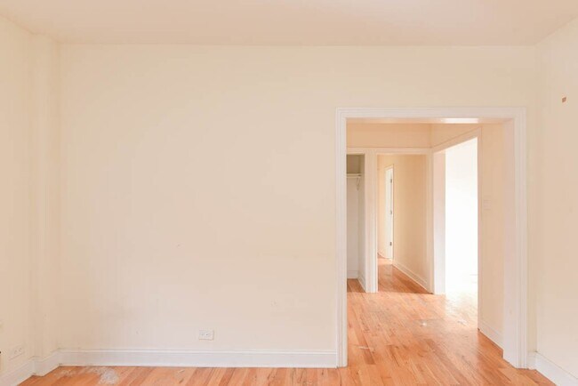 Building Photo - 3832 N Fremont St