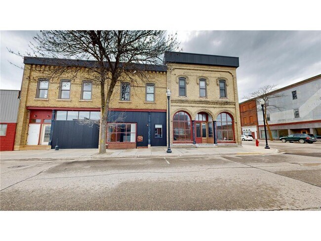 Building Photo - 542 Benson Ave SW