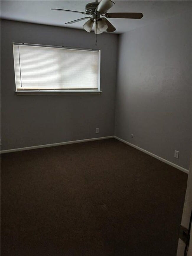 Building Photo - 6208 Hidden Cove