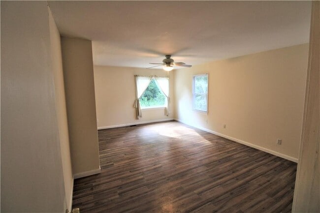 Building Photo - 979 Chestnut Oak Ct