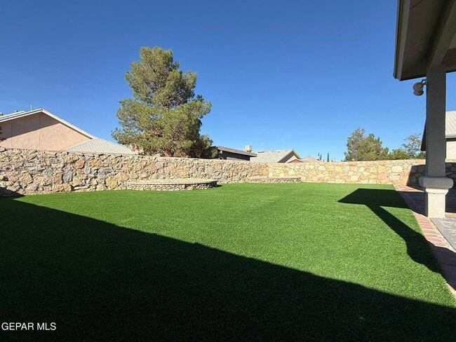 Building Photo - 12285 Tierra Plata Dr