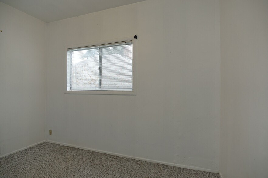 Building Photo - 4817 S Lucile St