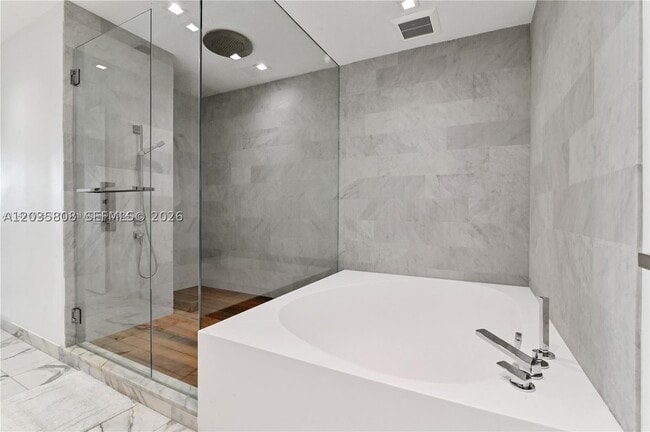 Building Photo - 10203 Collins Ave