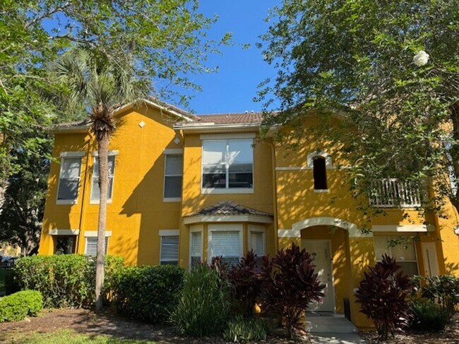 Building Photo - Stunning 2/2 Condo For Rent in Mirabella - Superb Location!