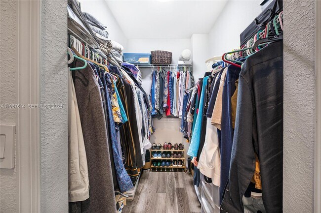 Building Photo - 7726 SW 193rd Ln