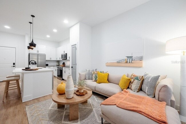 Building Photo - 11929 Pioneers Way