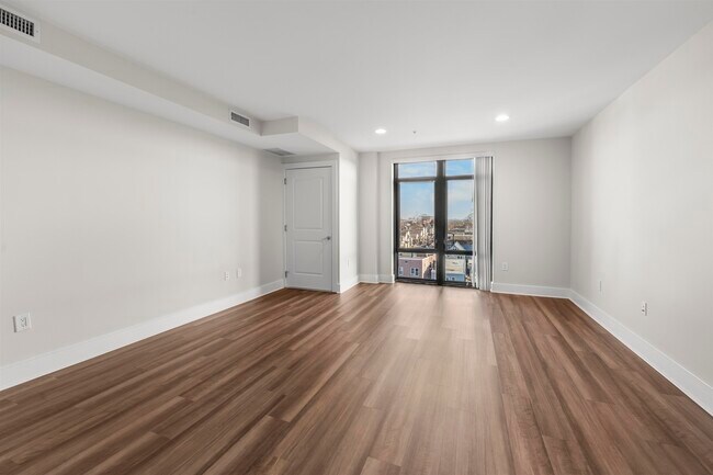 Building Photo - 1040 John F. Kennedy Blvd