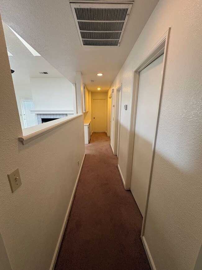 Building Photo - Very Nice Home for Rent! Swimming Pool!