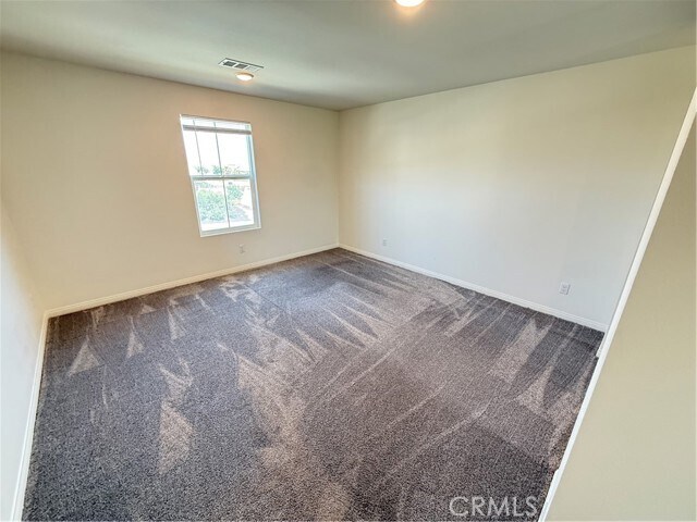 Building Photo - 672 Suukat Ct
