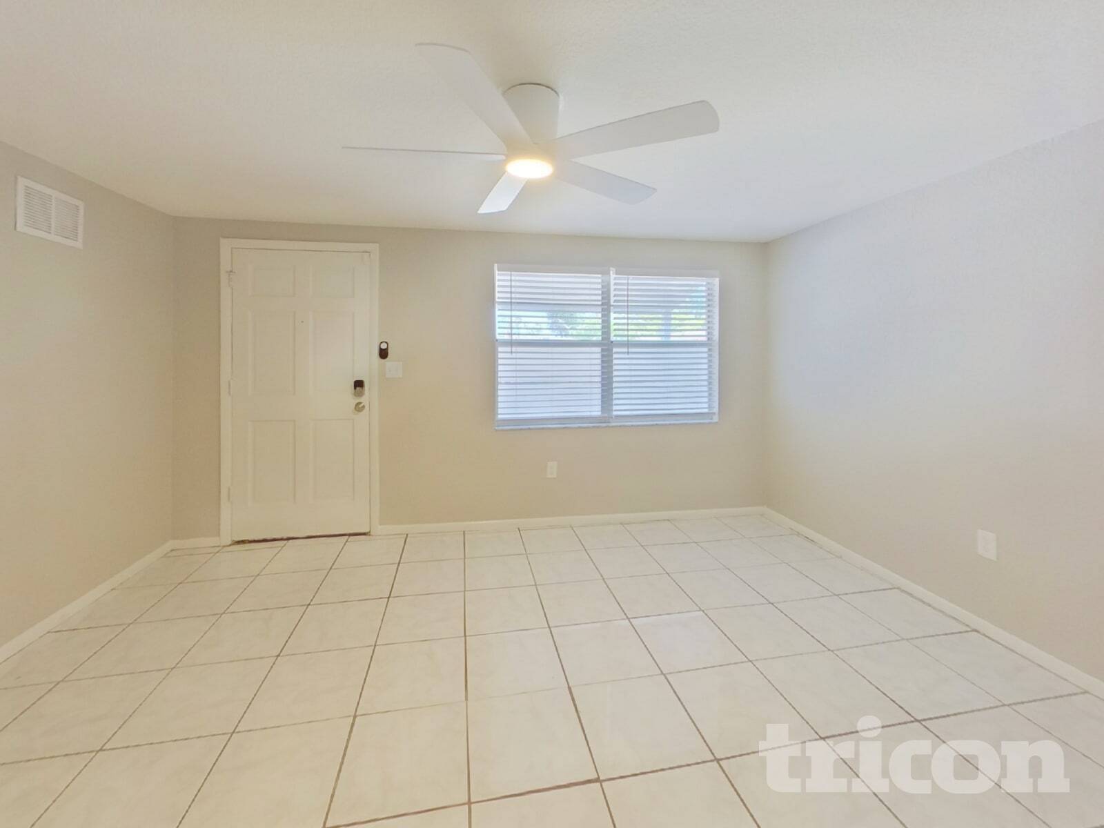 Building Photo - 10294 129th Terrace N