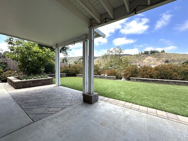 Building Photo - 4BR/3BA House in Rancho Penasquitos - Powa...