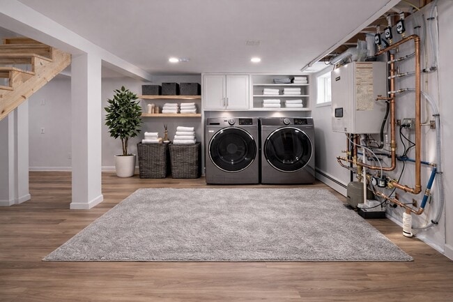 Building Photo - 116 Mary St