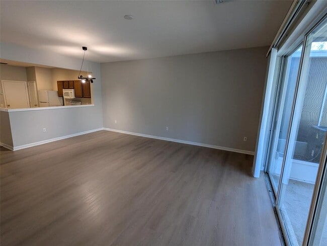 Building Photo - 2623 Redford Way