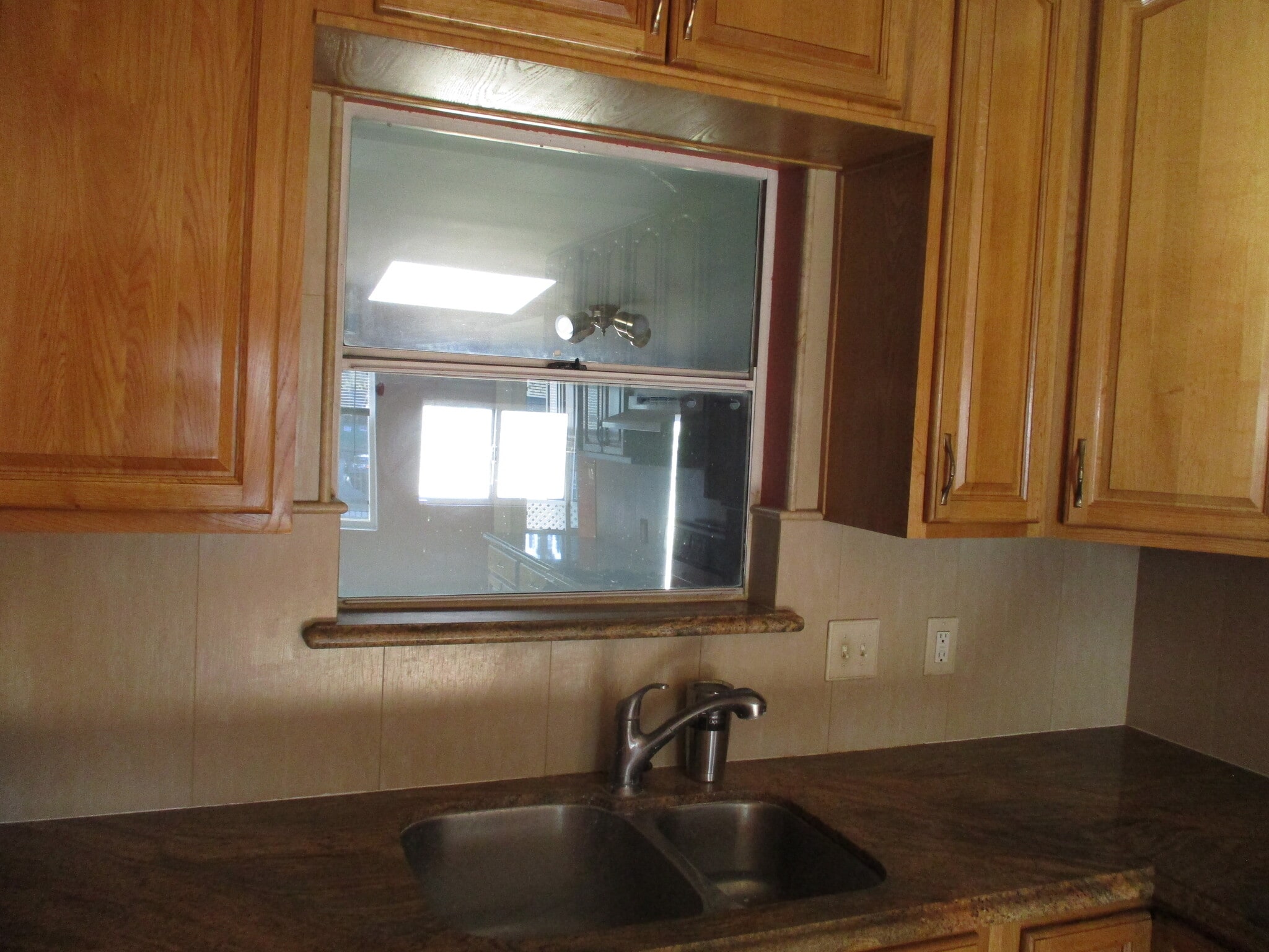 Building Photo - 18649 Chase St