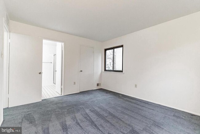 Building Photo - 2407 Adams Ct