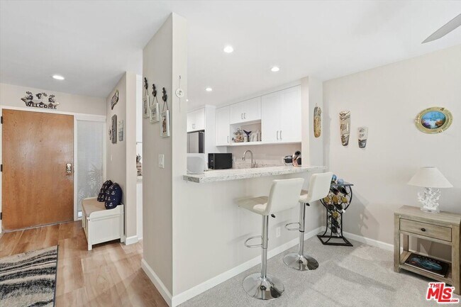 Building Photo - 240 The Village