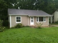 Building Photo - 2 BEDROOM 1 BATH NEAR WKU