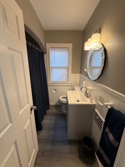 Building Photo - 8327 Northlawn St