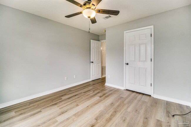 Building Photo - 9144 Sebring Dr