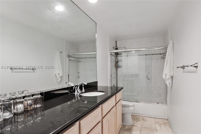 Building Photo - 5825 Collins Ave