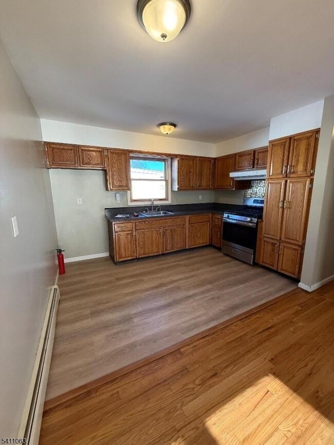 Building Photo - 52 Frederick St