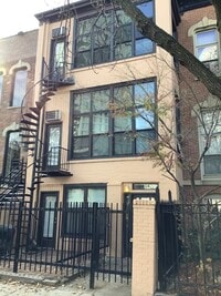 Building Photo - 1958 N Lincoln Ave