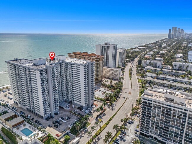 Building Photo - 2030 S Ocean Dr
