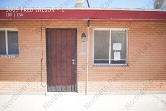 Building Photo - Cozy 1 Bedroom Apt in NE El Paso! 2 Weeks ...