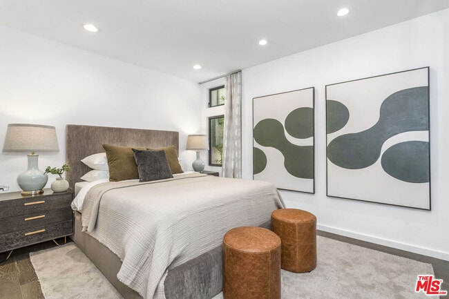 Building Photo - 9834 Wanda Park Dr