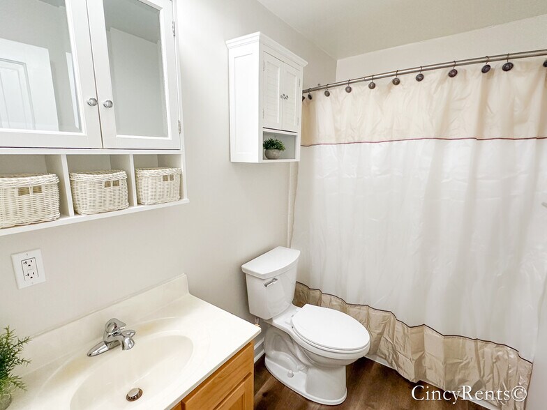 Building Photo - 1132 Fuller St