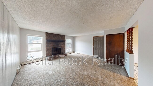 Building Photo - 345 Gahart Dr