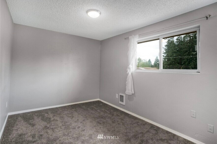 Building Photo - 10435 13th Avenue Ct S