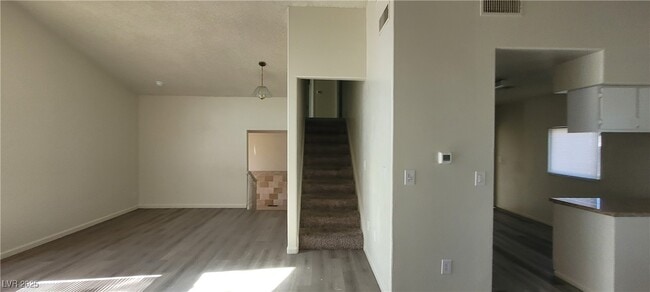 Building Photo - 2784 Belcastro St