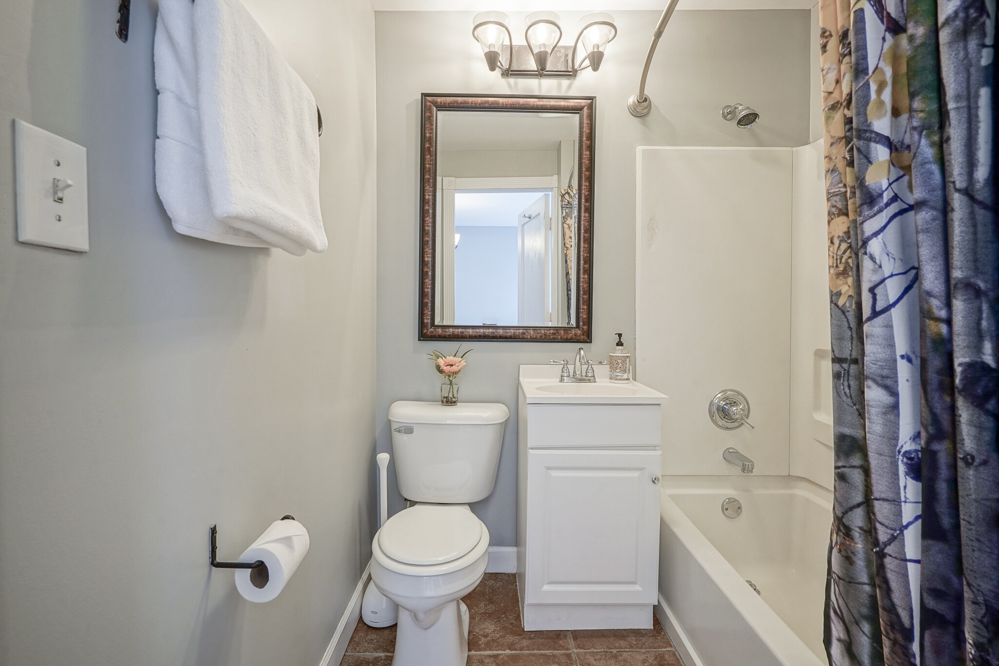 Downstairs full bath - 17 N Randolph St