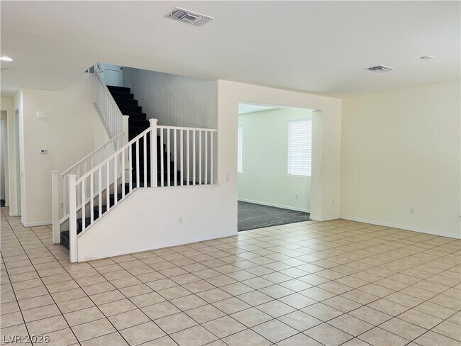 Building Photo - 7133 Manolo St