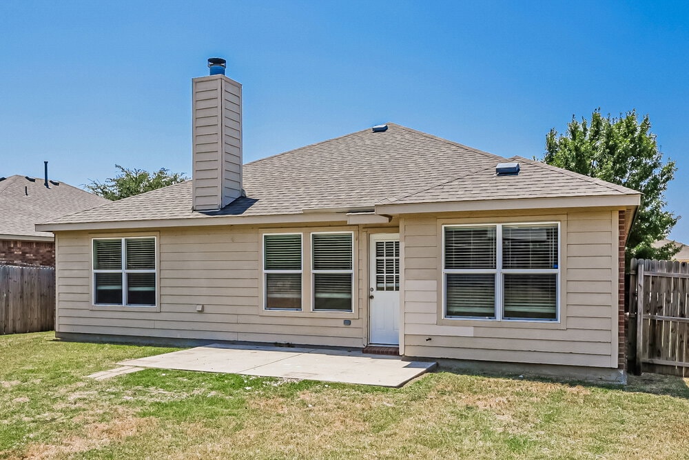 Building Photo - 1813 Sparrow Ln