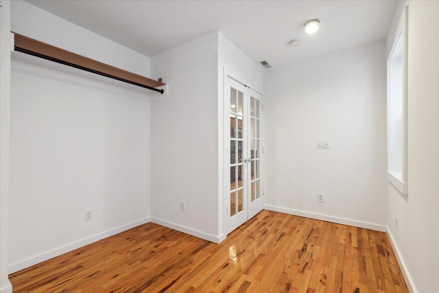 Building Photo - 1432 N Cadwallader St