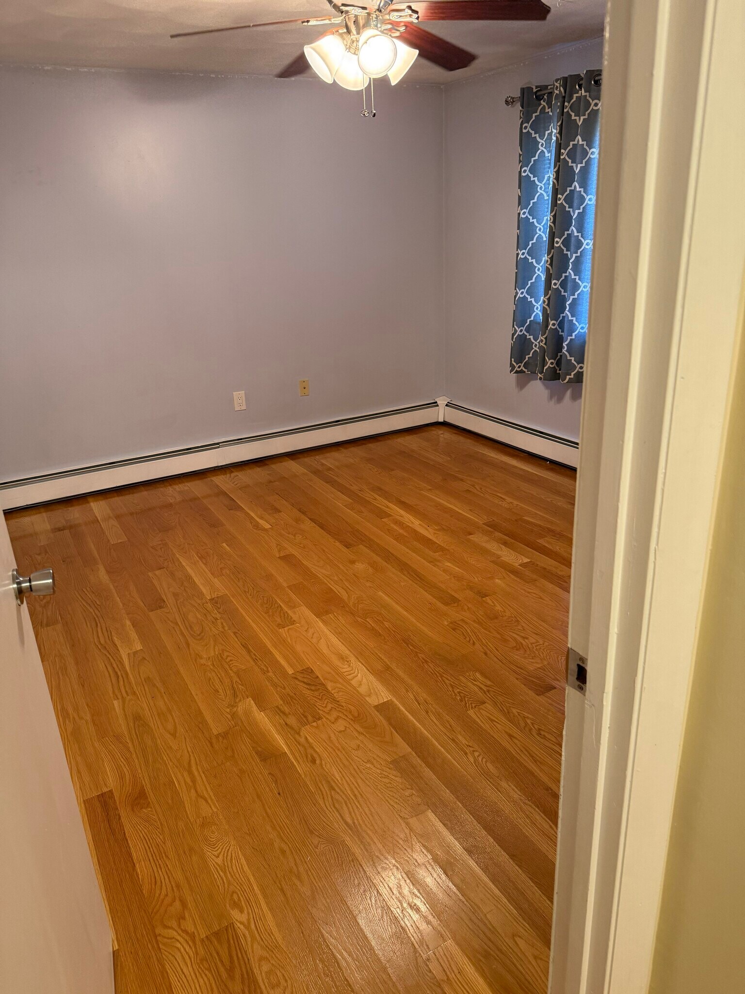 Bedroom 2 - 513 Tidewater Dr