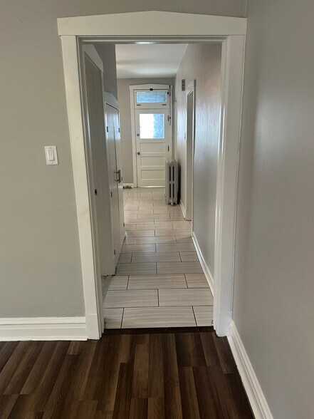 Building Photo - 2536 N Austin Ave