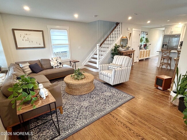 Building Photo - 403 8th Ave