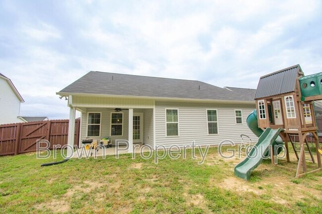 Building Photo - 1733 Ragsdale Rd