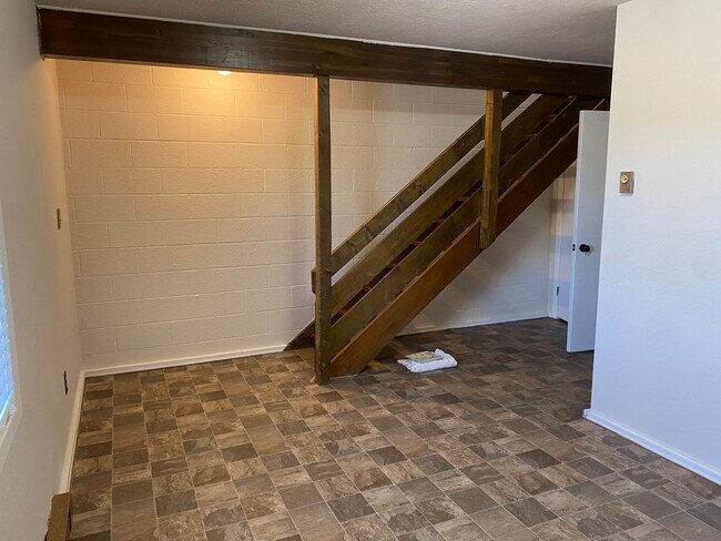 Building Photo - 3 Bedroom, 2 Bathroom Home in Edgewood, NM