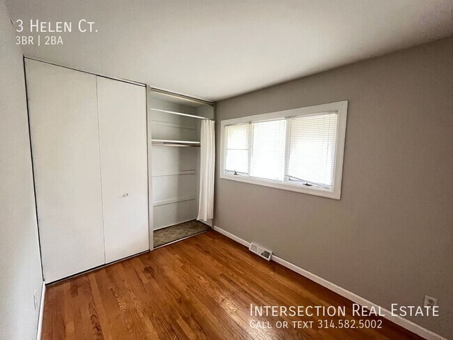 Building Photo - 3 Helen Ct