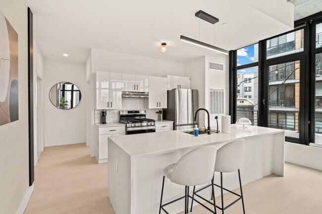 Building Photo - 1247 N 2nd St